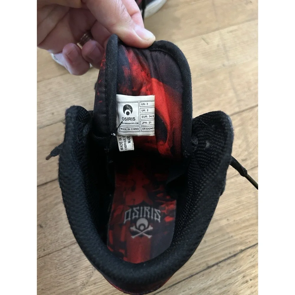 Osiris NYC 83 Vulk Youth Size 3 Black Red High Top Skate Sneakers Molten Lava